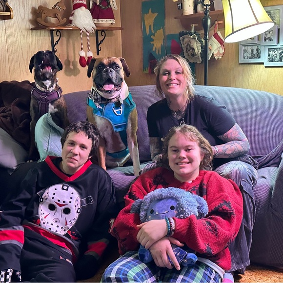 Meet your Posher, Stephanie - Picture 9 of 10